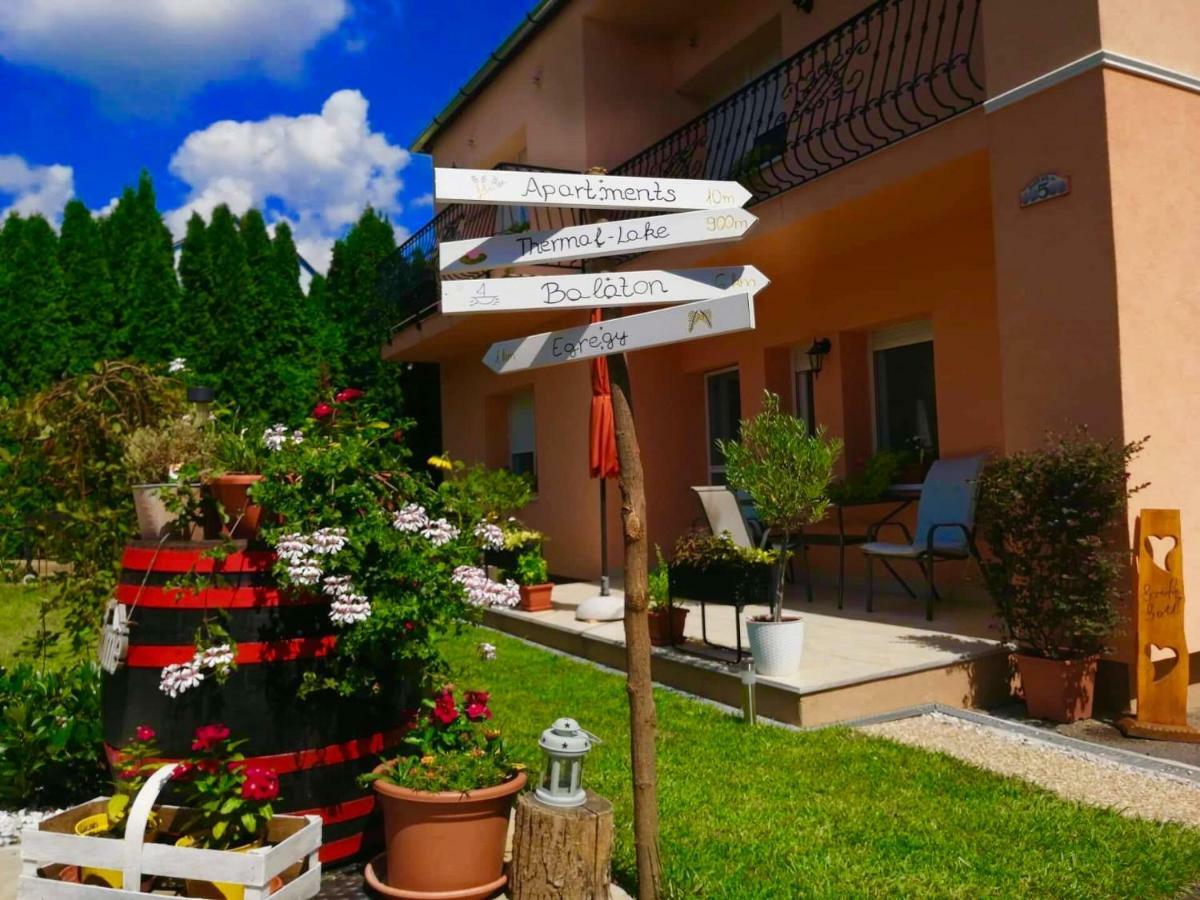Lavendel Apartments Heviz Bagian luar foto