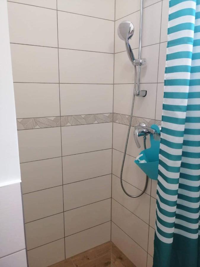 Lavendel Apartments Heviz Bagian luar foto